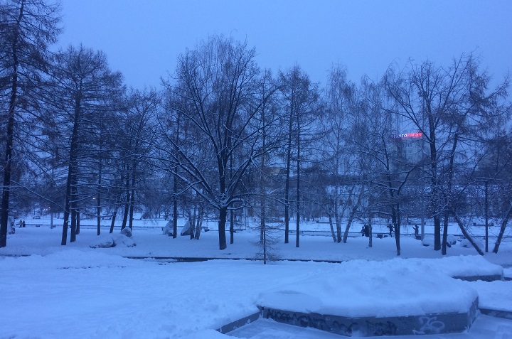 В Екатеринбург вернулись морозы и снегопады