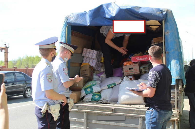 В Нижнем Тагиле сотрудники полиции задержали предпринимателя с контрафактной табачной продукцией