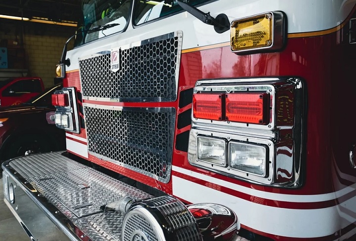 В новогоднюю ночь в Нижнем Тагиле из пятиэтажки эвакуировали 10 человек В новогоднюю ночь в Нижнем Тагиле из пятиэтажки эвакуировали 10 человек