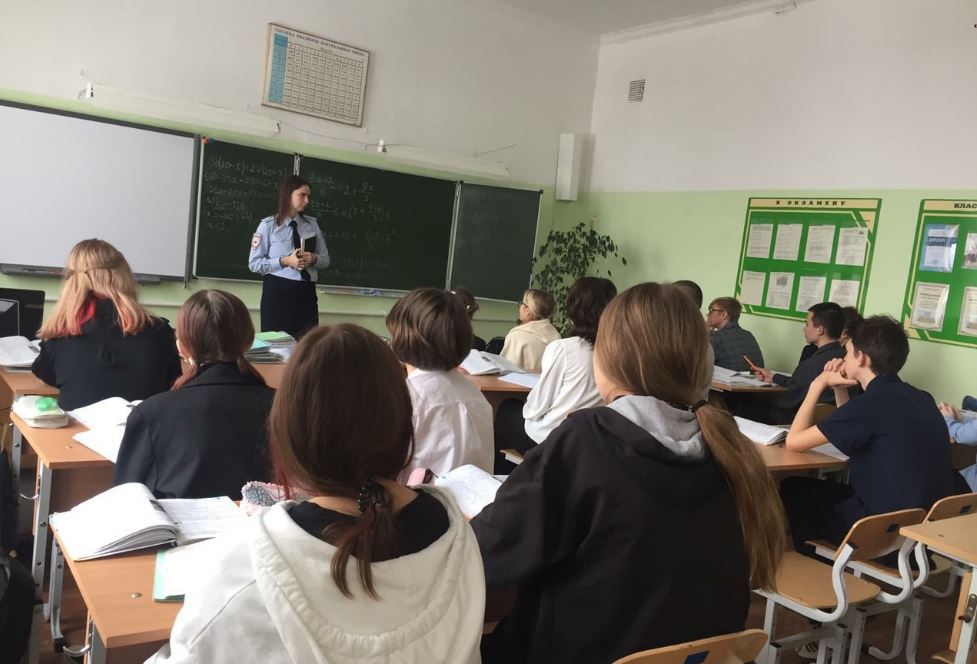 Нижний Тагил присоединился к акции «Помоги пойти учиться» | В Свердловской области реализуется проект «Помоги пойти учиться»