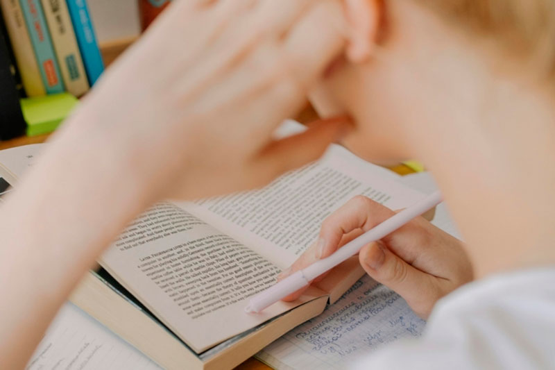 Экзамены по русскому для иностранцев теперь будет принимать ИИ: об этом заявили в Госдуме | В России искусственный интеллект будет принимать экзамены у иностранцев Экзамены по русскому для иностранцев теперь будет принимать ИИ: об этом заявили в Госдуме | В России искусственный интеллект будет принимать экзамены у иностранцев