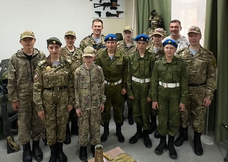 Молодежное движение Росгвардии «Гвардейская смена» развивается в Нижнем Тагиле | В Нижнем Тагиле подростков учат быть защитниками Родины в «Гвардейской смене» Молодежное движение Росгвардии «Гвардейская смена» развивается в Нижнем Тагиле | В Нижнем Тагиле подростков учат быть защитниками Родины в «Гвардейской смене»