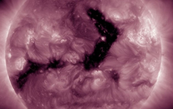 Магнитная буря 5 октября 2025: пик активности придется на раннее утро | Слабая магнитная буря ожидается 5 октября
