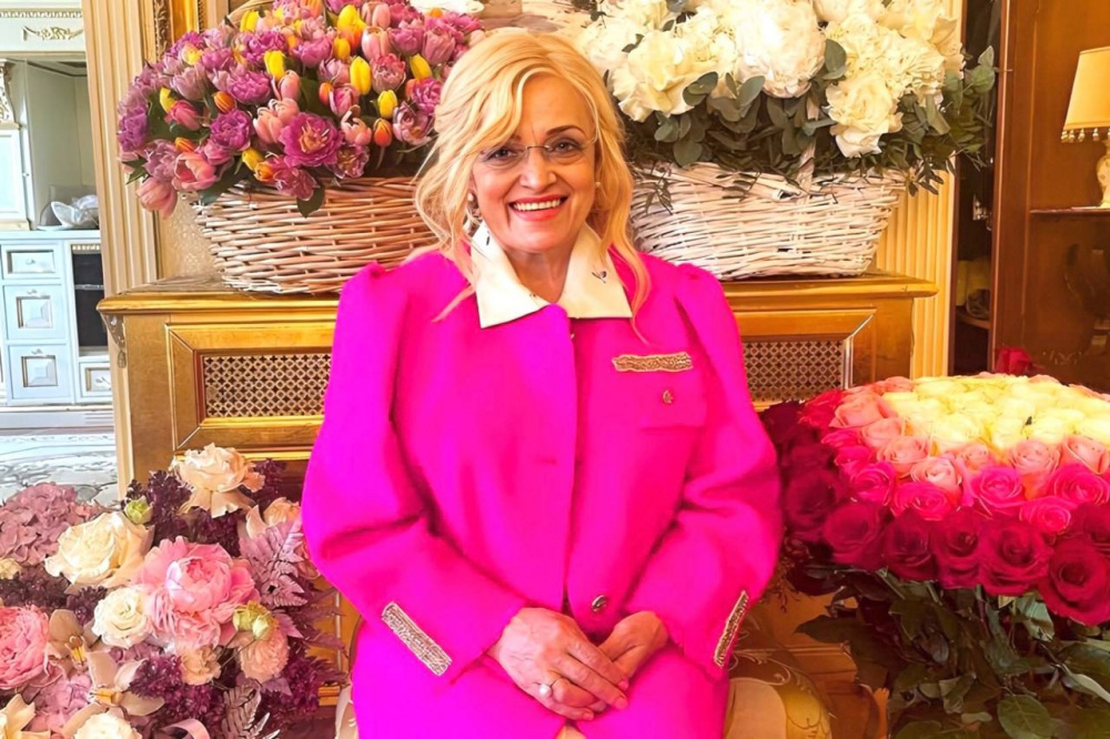 Причина – гонорар: певица Надежда Кадышева отказалась выступать на фестивале в Екатеринбурге | Надежда Кадышева, исполнительница хита «Течет ручей», отказалась от выступления в уральской столице Причина – гонорар: певица Надежда Кадышева отказалась выступать на фестивале в Екатеринбурге | Надежда Кадышева, исполнительница хита «Течет ручей», отказалась от выступления в уральской столице