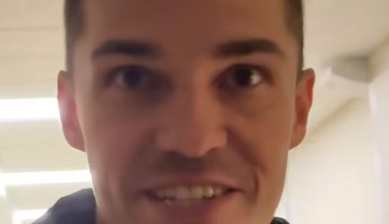 Футболист «Спартака» Зобнин отравился в отеле Сочи вместе с детьми | Роман Зобнин оказался среди отравившихся в сочинском отеле