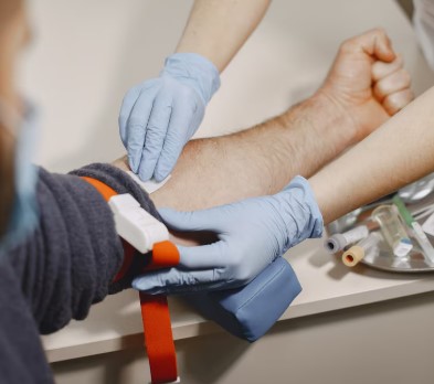 Рак крови в России: какой вид чаще диагностируют и кому положено бесплатное лечение | Профессор Семочкин рассказал о лечении рака крови по ОМС