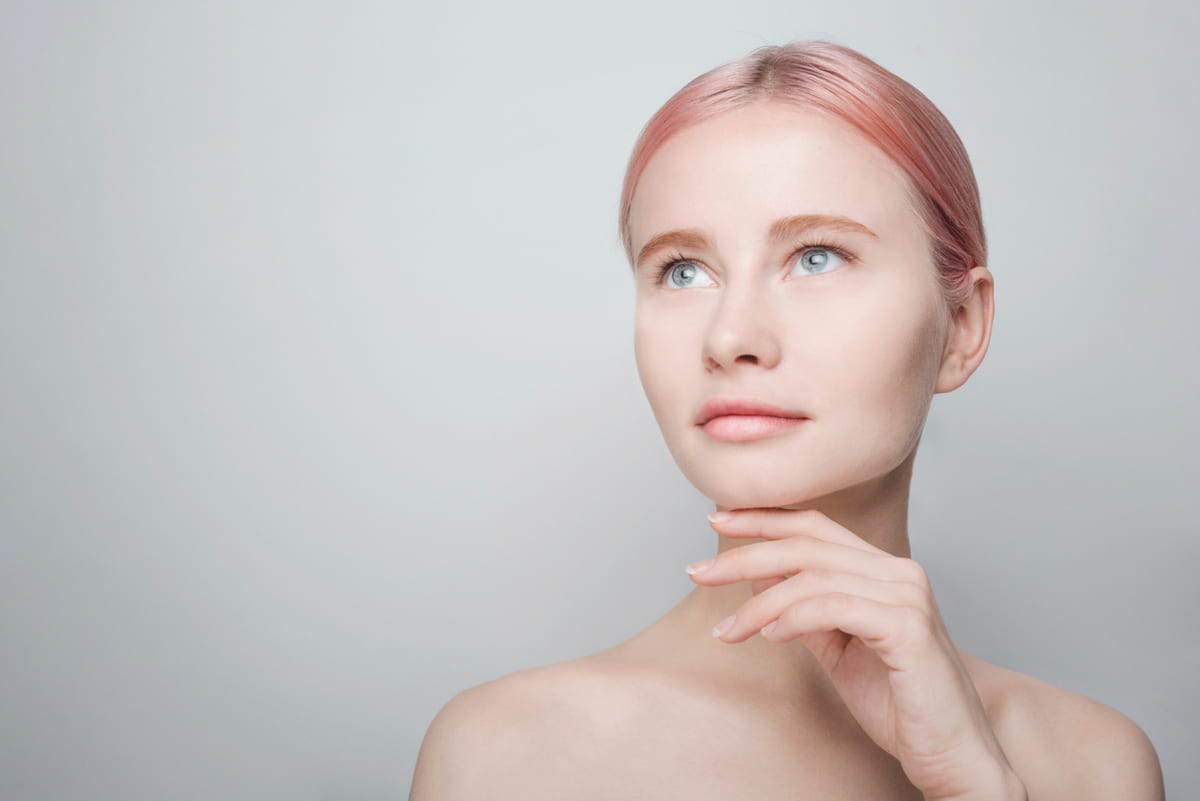 Добавляю это средство — и кожа белая, как у кореянок: к лету лицо будет сиять ярче солнца