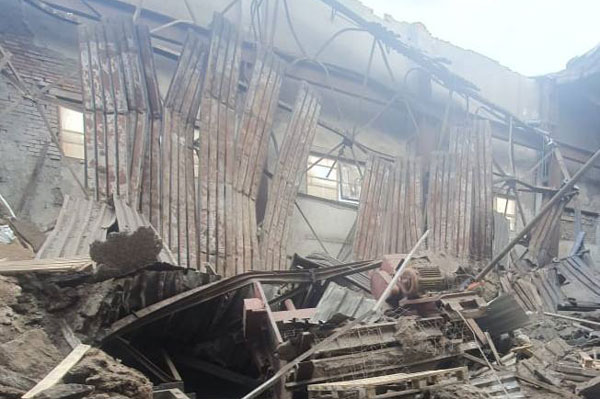 В Нижнем Тагиле в ИК-5 произошло обрушение фрагмента кровли одного из производственных помещений