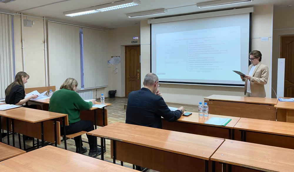 Магистры нижнетагильского технологического института получат дипломы с отличием  | На Урале прошел первый выпуск специалистов бухгалтерского учета