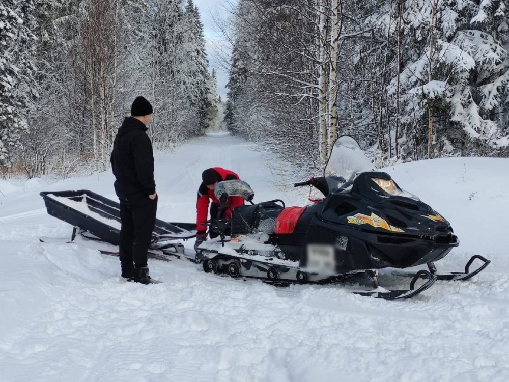 Помогли всем «пострадавшим» на горе Белая: у тагильских спасателей прошла тренировка | На Урале прошла тренировка спасателей на горе Белая Помогли всем «пострадавшим» на горе Белая: у тагильских спасателей прошла тренировка | На Урале прошла тренировка спасателей на горе Белая