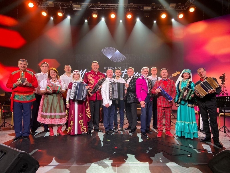 Триумф "Тагильских гармоник" на всероссийском чемпионате по аккордеону и баяну | Триумф "Тагильских гармоник" на всероссийском чемпионате по аккордеону и баяну Триумф "Тагильских гармоник" на всероссийском чемпионате по аккордеону и баяну | Триумф "Тагильских гармоник" на всероссийском чемпионате по аккордеону и баяну