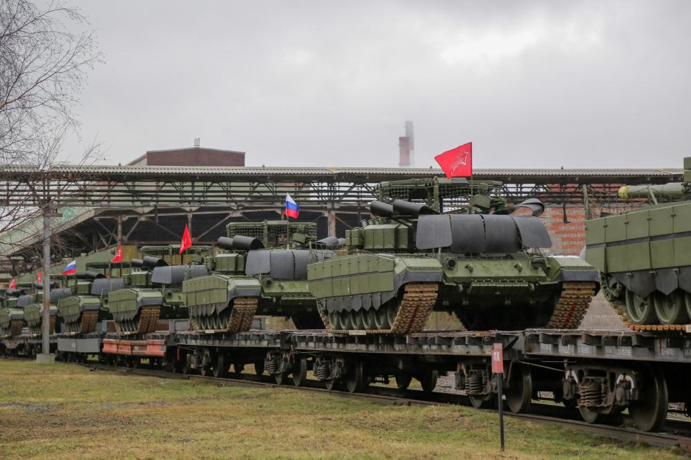 Тагильский «Уралвагонзавод» изготовил для российской армии партию улучшенных танков | Уральский завод внес около 200 изменений в конструкцию танков для российской армии Тагильский «Уралвагонзавод» изготовил для российской армии партию улучшенных танков | Уральский завод внес около 200 изменений в конструкцию танков для российской армии