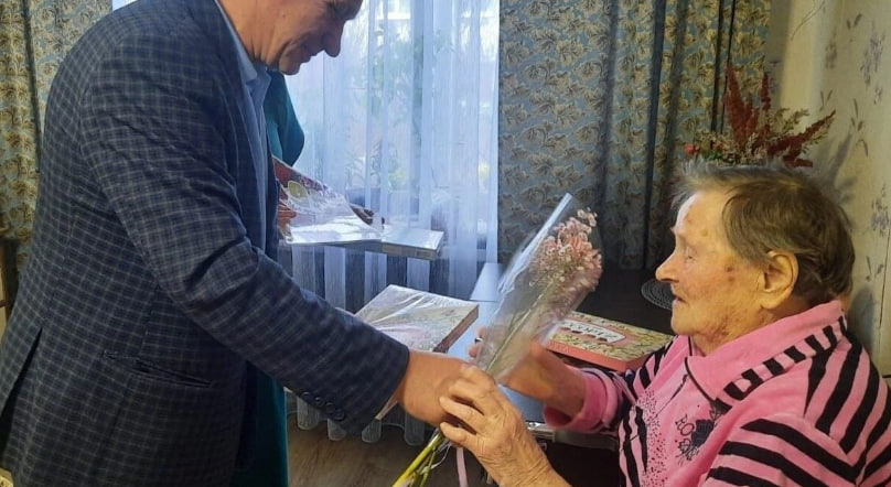 Жительнице Нижнего Тагила исполнилось 95 лет — история ветерана-педагога | Жительнице Нижнего Тагила исполнилось 95 лет