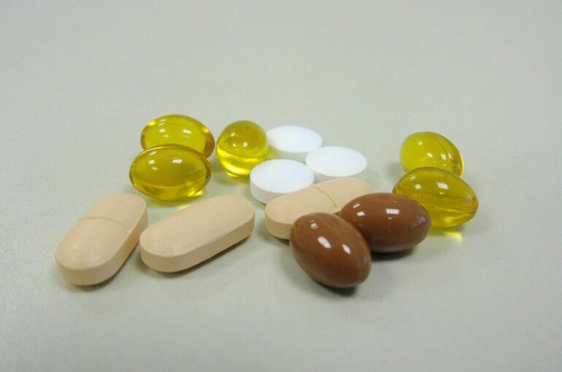 Нужны ли витамины при простуде? Эксперт объяснил главные мифы и правила | Врач Врублевский объяснил, зачем нужны витамины для иммунитета