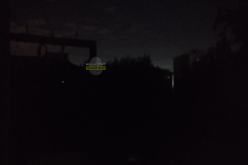 Аварийное отключение электроэнергии в Нижнем Тагиле 26 августа: без света остались дома на Ленинградском и Дзержинского | Нижний Тагил снова без света: авария оставила дома на двух проспектах без электричества