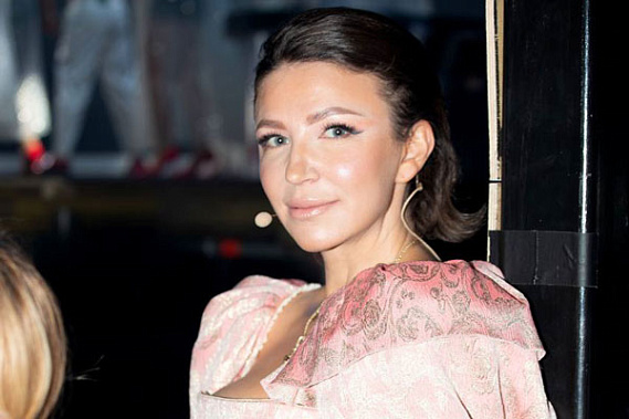 Блогер Елена Блиновская планирует объявить себя банкротом | Елена Блиновская планирует объявить себя банкротом