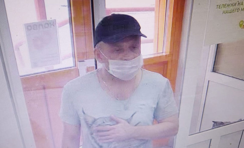 Под Нижнем Тагилом мужчина украл продукты на 3000 рублей: полиция просит помощи у горожан | Полиция Нижнего Тагила ищет мужчину, подозреваемого в краже из магазина в Николо-Павловском Под Нижнем Тагилом мужчина украл продукты на 3000 рублей: полиция просит помощи у горожан | Полиция Нижнего Тагила ищет мужчину, подозреваемого в краже из магазина в Николо-Павловском