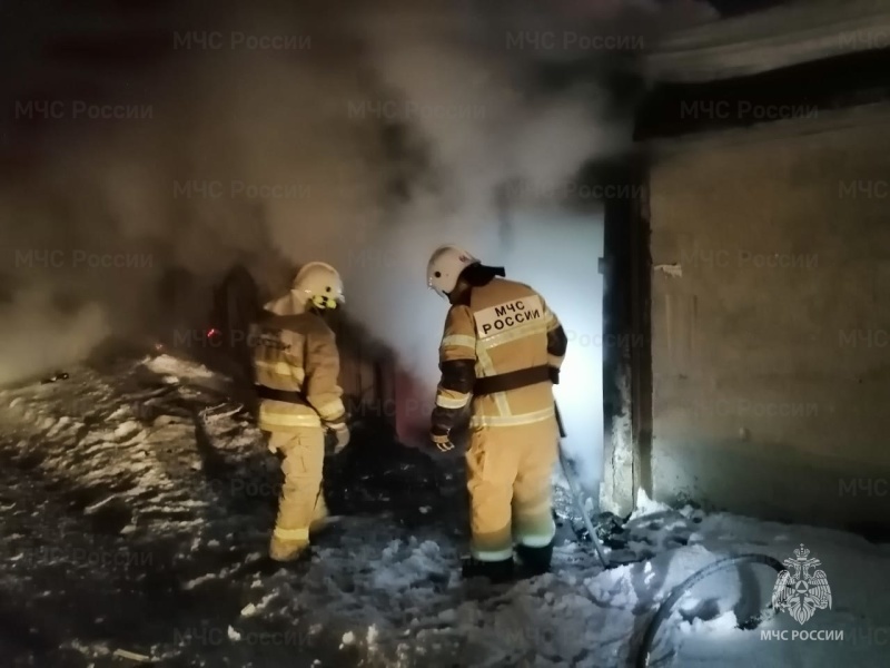 В частном гараже Нижнего Тагила огнём повреждена Honda