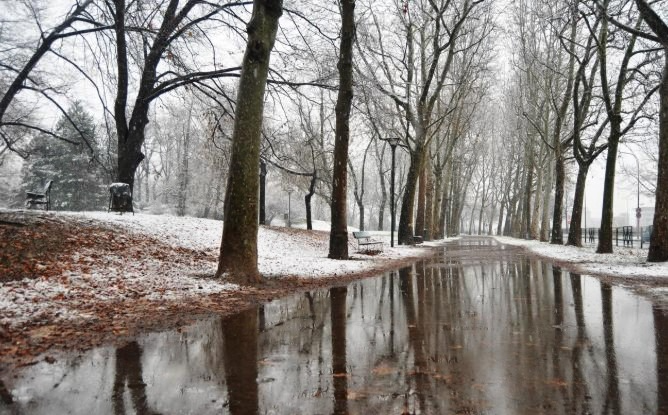 Циклон «Zion» активизировался: синоптик рассказал, какая погода ждет свердловчан во вторник  | Синоптик Пулин: на Урале потеплеет в связи с активизацией циклона «Zion»