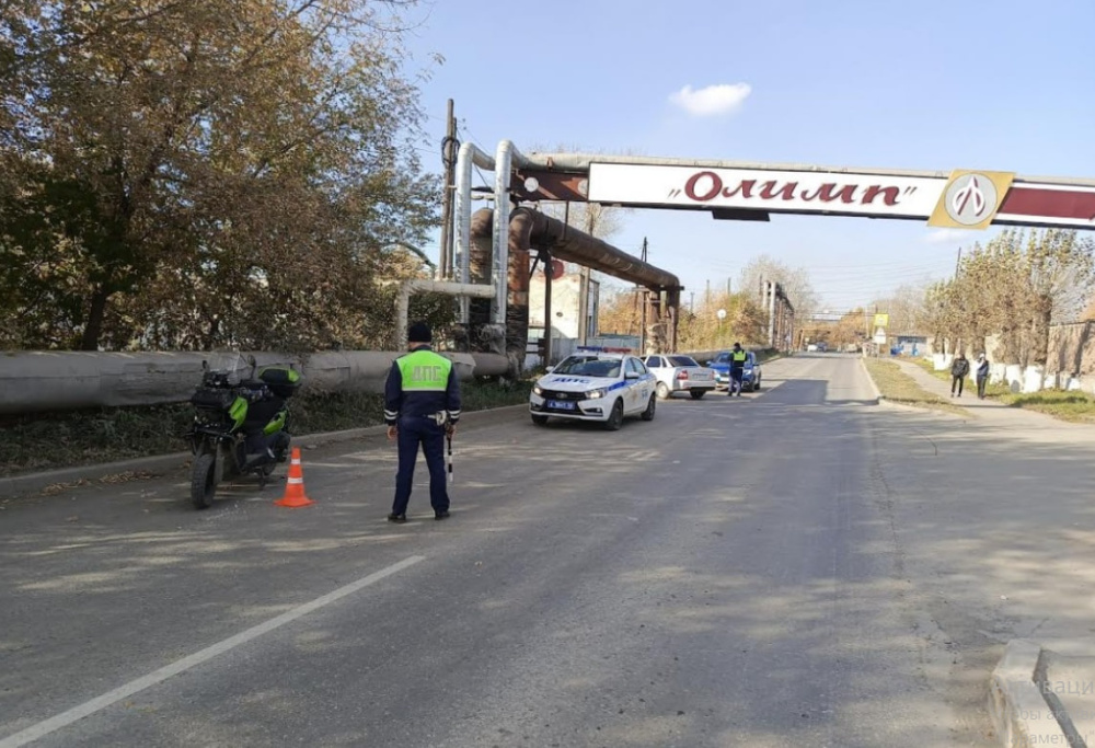 В Нижнем Тагиле водитель ВАЗа не уступил дорогу скутеру: оба участника ДТП привлечены к ответственности | В Нижнем Тагиле водитель ВАЗа не уступил дорогу скутеру