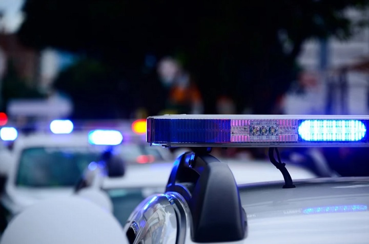 Полиция Нижнего Тагила задерживает подростков по ночам Полиция Нижнего Тагила задерживает подростков по ночам