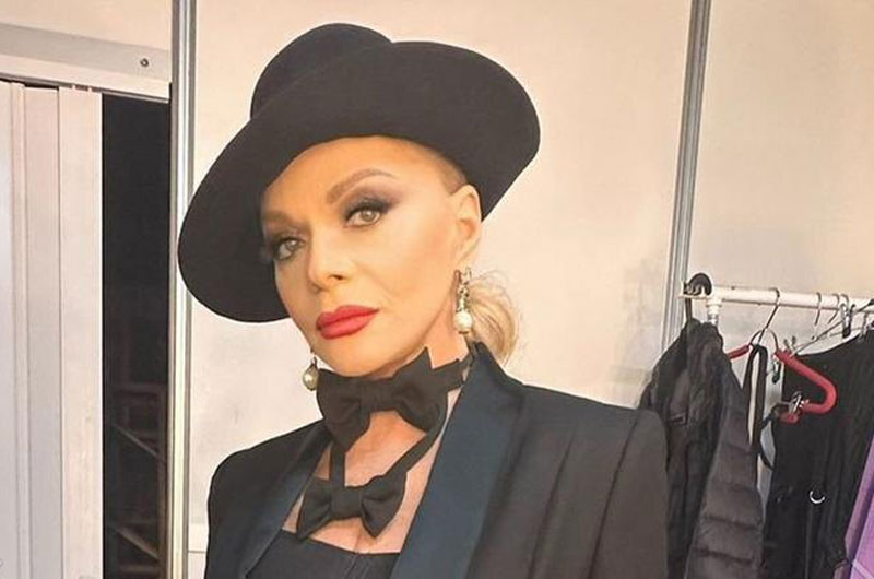 Судебные приставы пришли выселять Ларису Долину из квартиры в Хамовниках | Лариса Долина временно лишается квартиры в Хамовниках