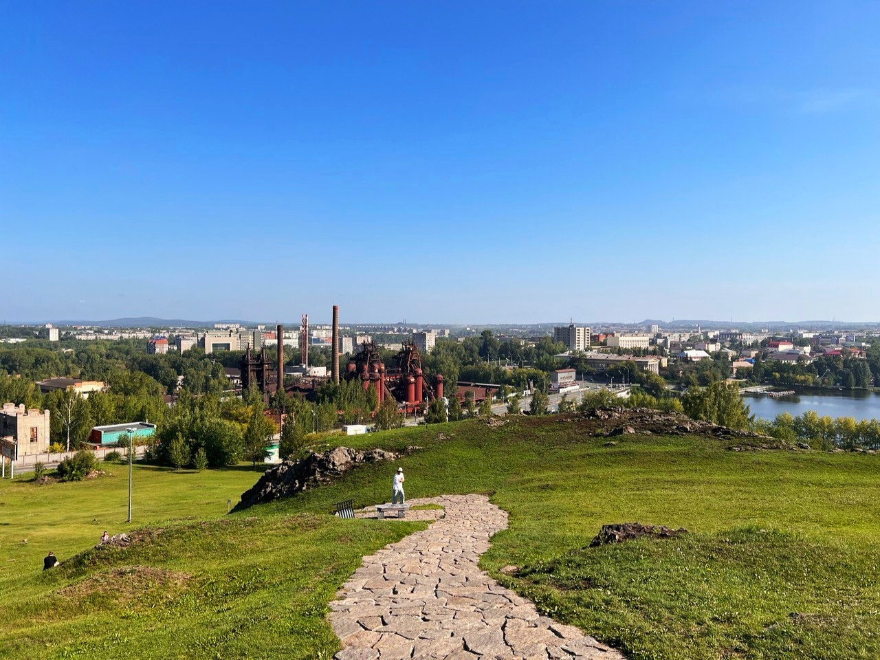 Свердловская область попала в ТОП-10 регионов популярных у туристов