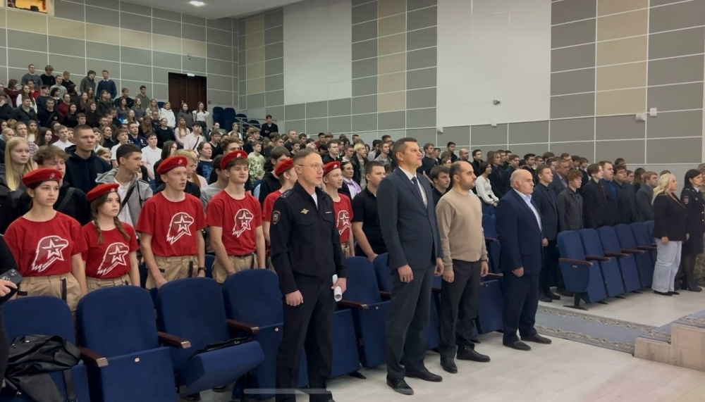 Форум против экстремизма в Нижнем Тагиле: молодежь и полиция обсудили угрозы | Молодежь Нижнего Тагила борется с угрозами: итоги общественного форума