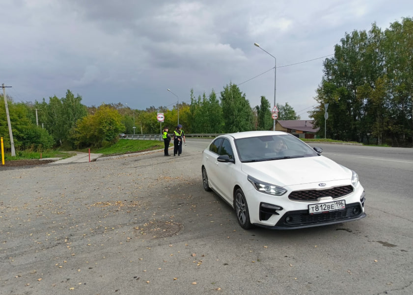 ГИБДД провела масштабный рейд в Нижнем Тагиле: какие нарушения выявили у водителей | В Нижнем Тагиле сотрудники ГИБДД выявили серию нарушений ПДД