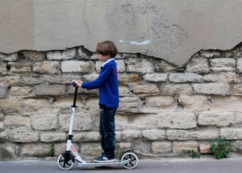 Депутаты предложили повысить возраст использования самокатов до 16 лет | Чиновники могут ввести права на самокаты Депутаты предложили повысить возраст использования самокатов до 16 лет | Чиновники могут ввести права на самокаты