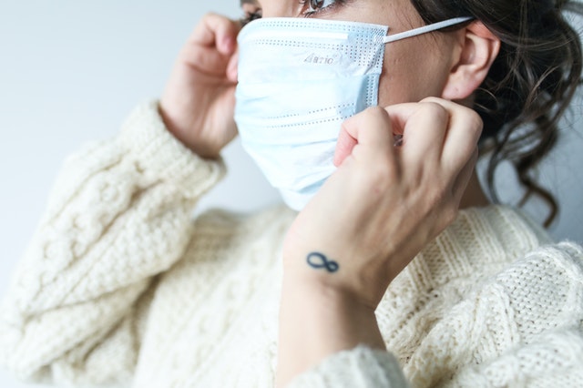 В Нижнем Тагиле за выходные зарегистрировано 949 новых случаев COVID-19 В Нижнем Тагиле за выходные зарегистрировано 949 новых случаев COVID-19