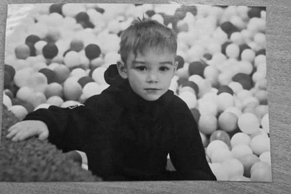 Задержаны ответственные лица по делу о гибели шестилетнего Далера Бобиева Задержаны ответственные лица по делу о гибели шестилетнего Далера Бобиева