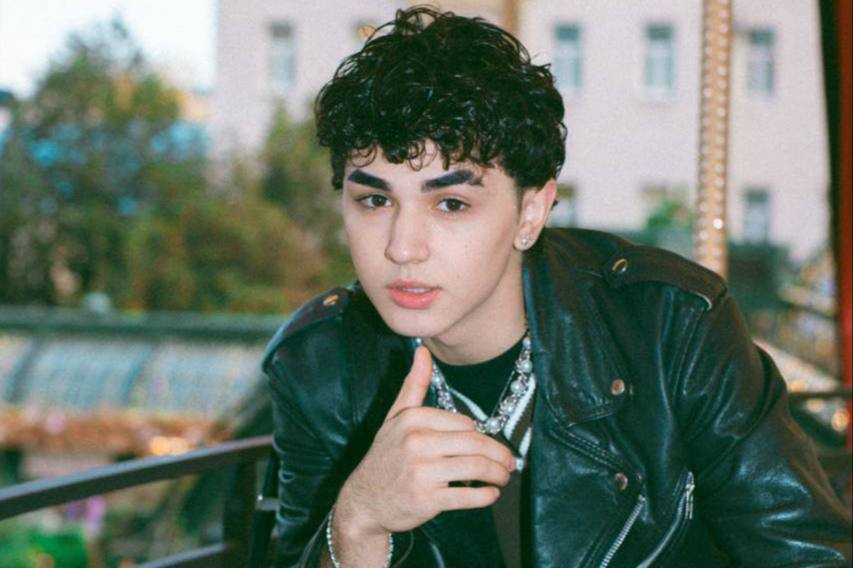 В Нижнем Тагиле на Дне города в августе выступит певец Amirchik, который не смог приехать в 2024 году  | На Дне города жителей Нижнего Тагила ждет выступление певца Amirchik’a и Юлии Чичериной