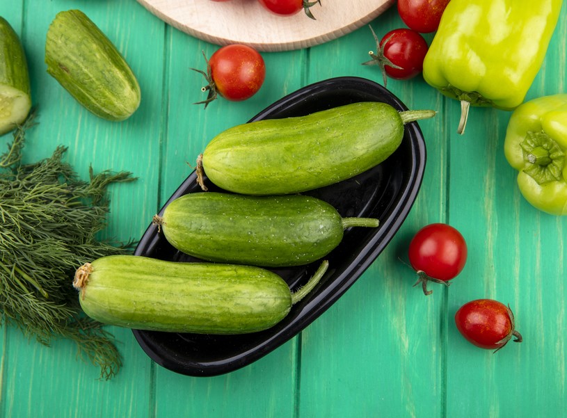 Огурцы и помидоры подорожали на 20%: статистика цен на продукты в Свердловской области | В Свердловской области за октябрь подорожали огурцы и помидоры