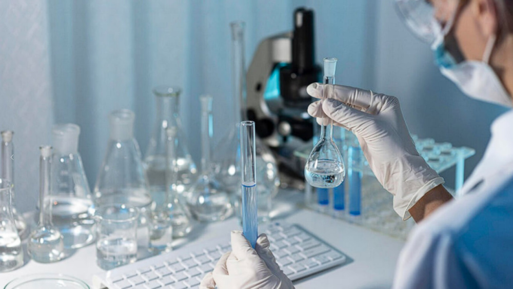 В технополисе «Москва» запустили производство лекарства против 13 видов онкологических заболеваний | Лекарство против 13 видов рака начали производить в Москве — подробности запуска