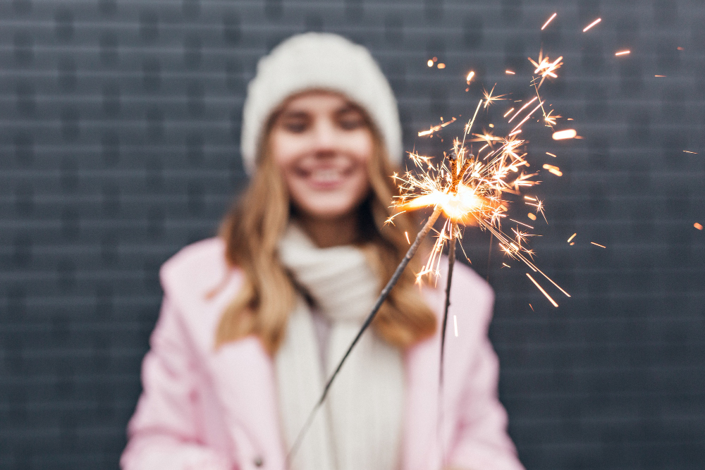 Запах мандаринов и «Ирония судьбы»: психолог — о том, как найти личный «переключатель» с работы на отдых в Новый год | Психолог Иванова рассказала, как настроиться на праздник после работы Запах мандаринов и «Ирония судьбы»: психолог — о том, как найти личный «переключатель» с работы на отдых в Новый год | Психолог Иванова рассказала, как настроиться на праздник после работы