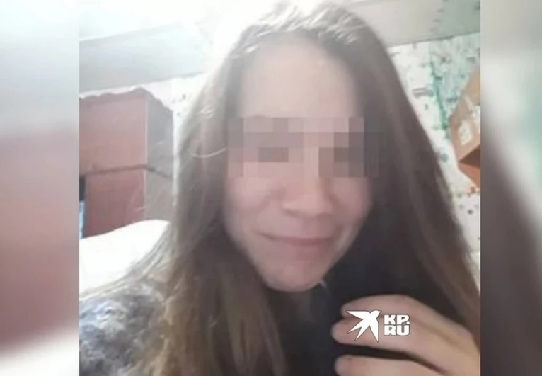 В Екатеринбурге убившую двоих сыновей мать похоронили отдельно от детей В Екатеринбурге убившую двоих сыновей мать похоронили отдельно от детей