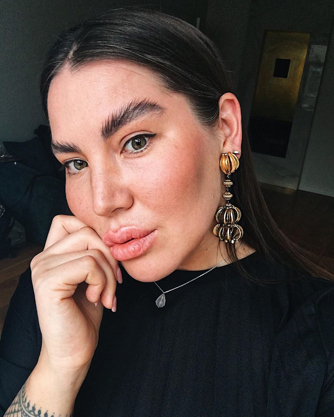 Бьюти-блогер из Екатеринбурга объявила "второй круг" своей предвыборной кампании на пост президента России Бьюти-блогер из Екатеринбурга объявила "второй круг" своей предвыборной кампании на пост президента России