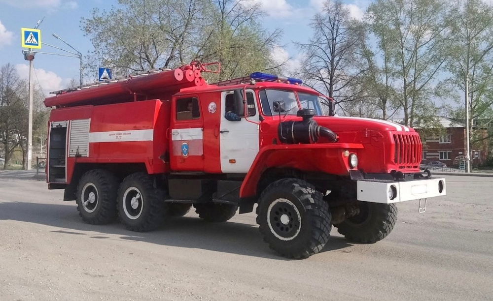 Пожарные герои: как 9 выездов спасли жизни и справились с огненными бедствиями в Нижнем Тагиле | Как 9 выездов спасли жизни и справились с огненными бедствиями в Нижнем Тагиле