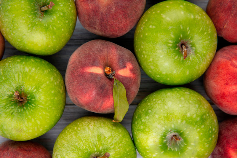 Свежие яблоки в Екатеринбурге: поступление 220 тонн из Кабардино-Балкарии, Краснодарского края, Ставрополья и Воронежа | В Екатеринбург привезли 220 тонн свежих яблок из четырёх регионов России Свежие яблоки в Екатеринбурге: поступление 220 тонн из Кабардино-Балкарии, Краснодарского края, Ставрополья и Воронежа | В Екатеринбург привезли 220 тонн свежих яблок из четырёх регионов России