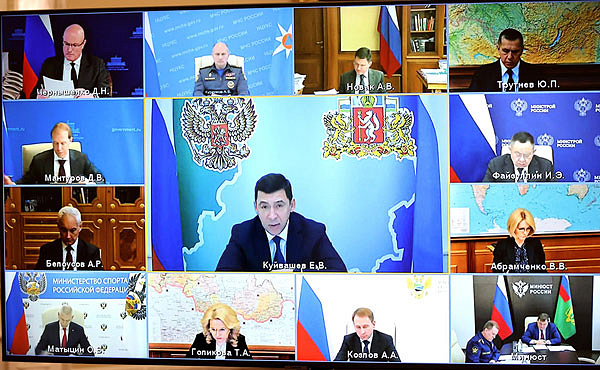 Свердловский губернатор созвонился с Путиным и попросил денег Свердловский губернатор созвонился с Путиным и попросил денег