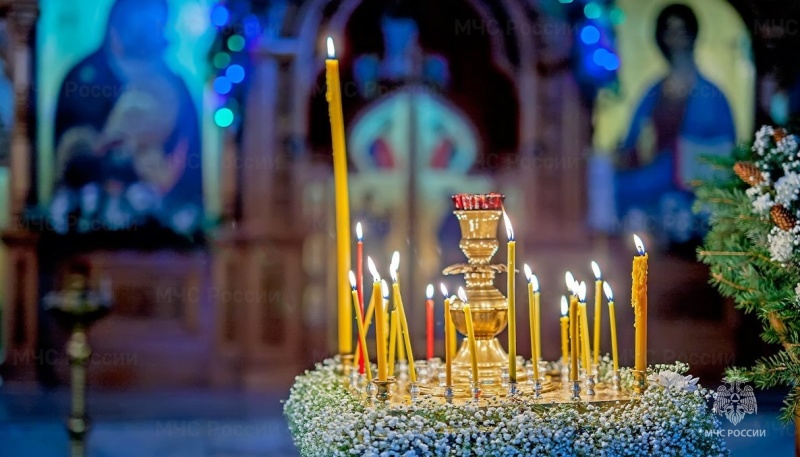 МЧС призвало свердловчан встретить Рождество безопасно