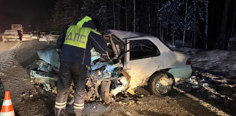 В Свердловской области водитель, переутомившийся из-за подготовки к защите дипломной работы, не справился с управлением и погиб | Переутомление за рулем привело к смертельной аварии под Екатеринбургом